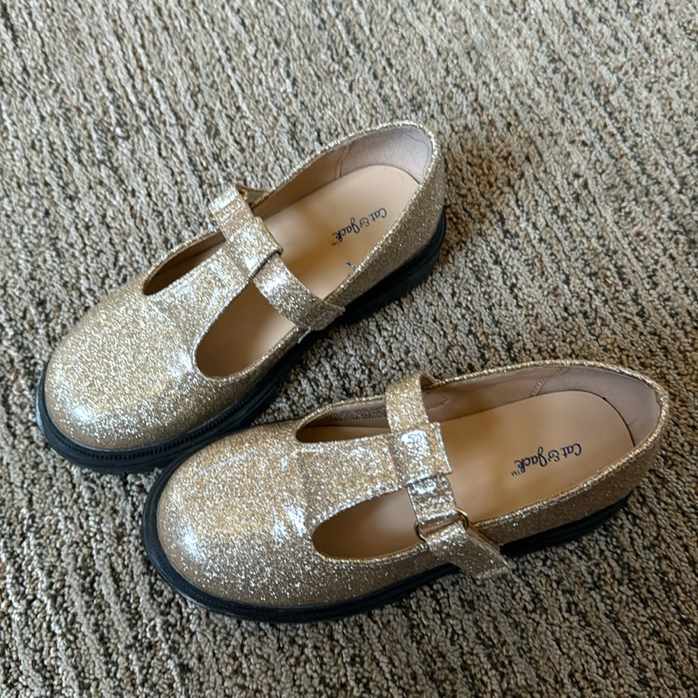 Gold Mary Janes size 11